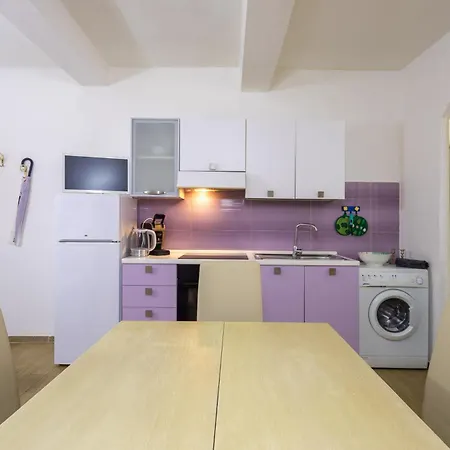 Borgognissanti Appartement *