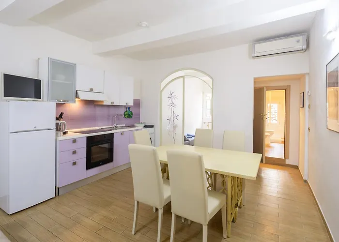 Appartement Borgognissanti